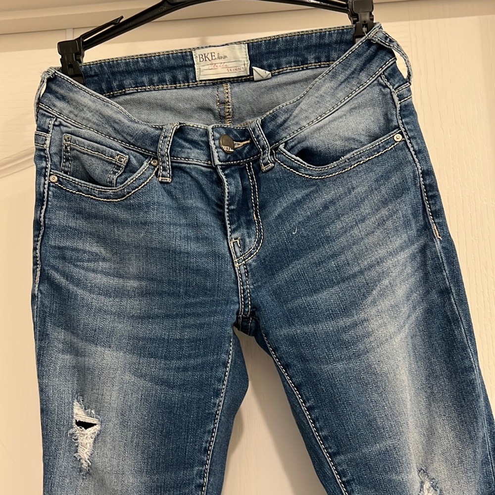 Buckle jeans